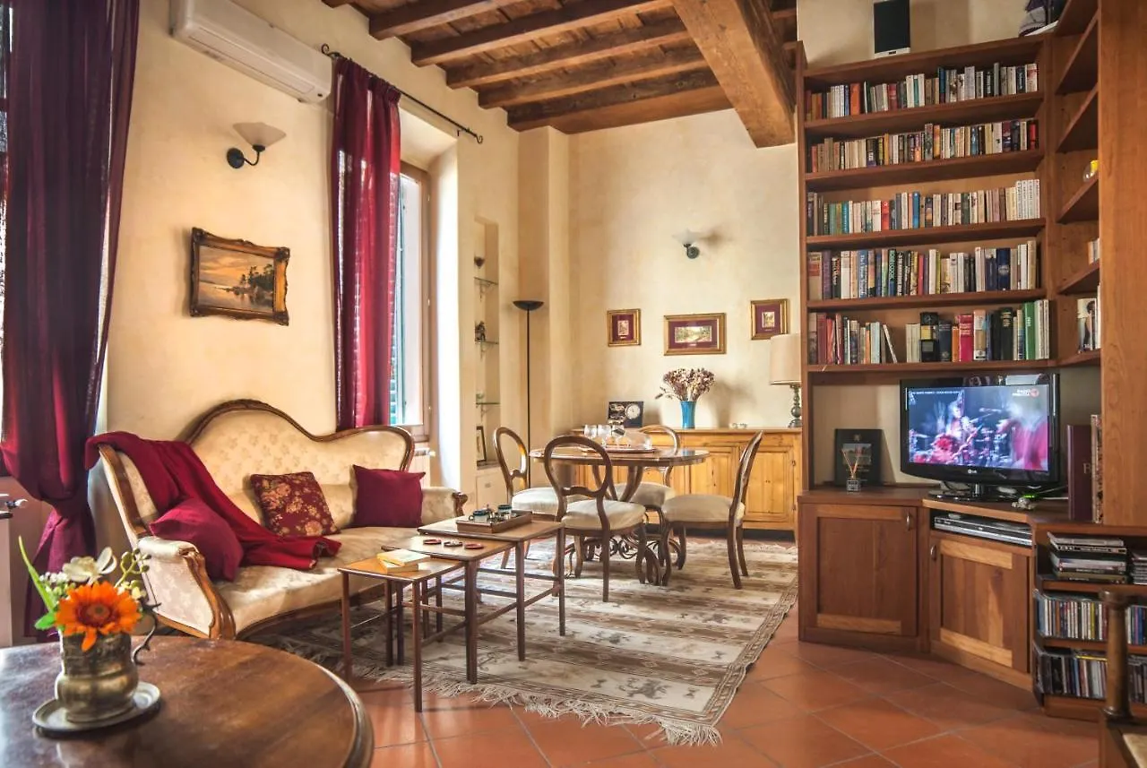 Flor Melera Apartment Florence